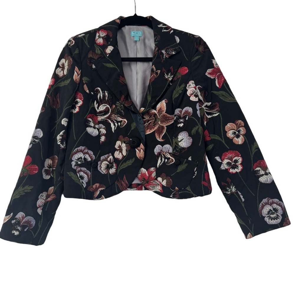 CE Classiques Entier Floral Embroidered Cropped Women's Blazer